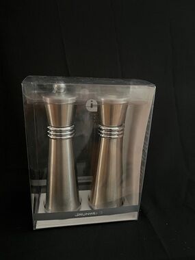 Modern Satin-Finish Salt & Pepper Set - Brushed Silver